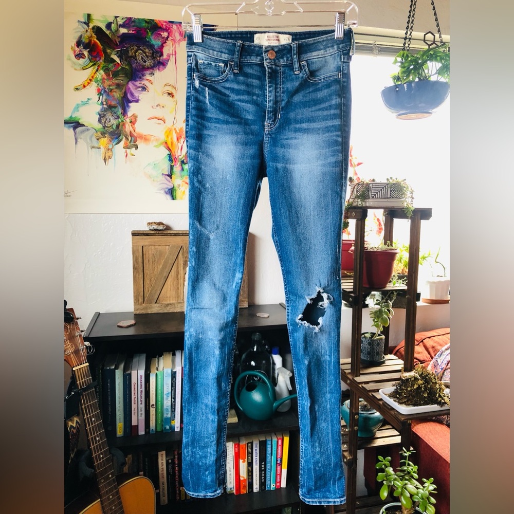 Super Skinny High Rise Distressed Jeans